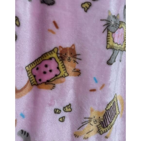 Pop Tarts Cat Cozy Throw Blanket - Picture 4 of 5